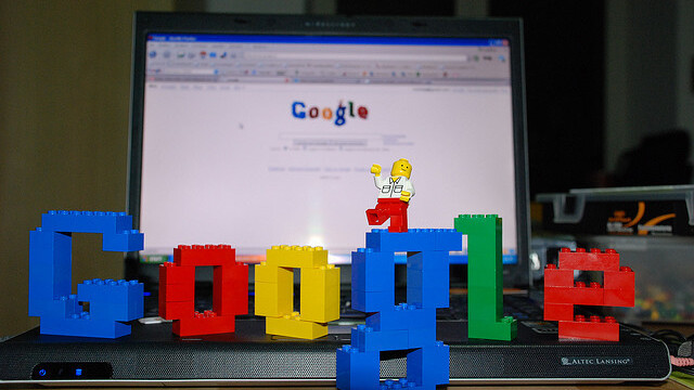 Google Play to sell music and e-books in Brazil, negotiating carrier billing across Latin America