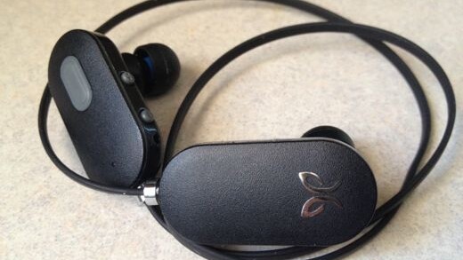 Hey runners – Here’s a set of Bluetooth headphones you’ll actually want to use