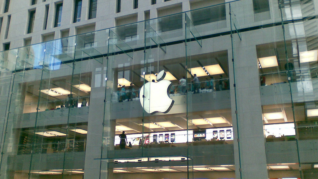 Siri confirms much speculated new Apple Store will open in Sydney