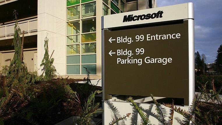 Bing integrates Foursquare data into its search results to boost personal recommendations