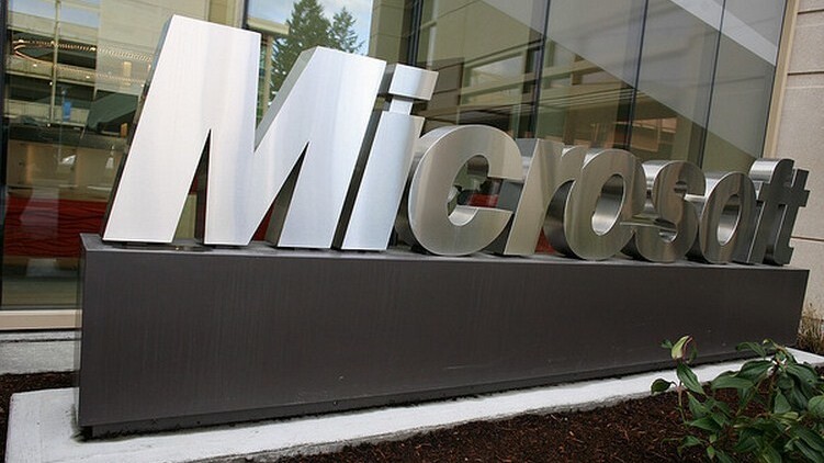 This week at Microsoft: Surface’s pricing, Windows 8, and Flight’s crash