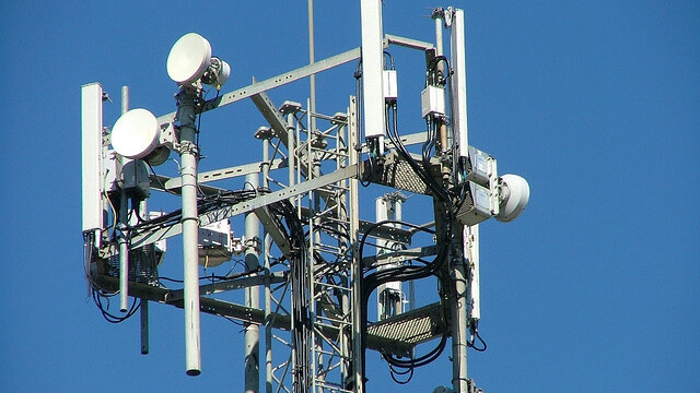 UK 4G spectrum auction process to begin late 2012, bidding to start early 2013