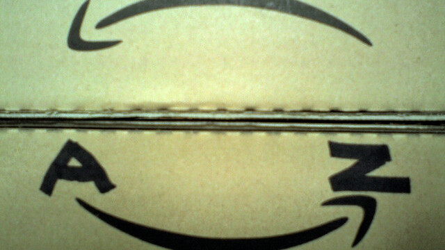 Amazon updates Cloud Player to compete with iTunes Match