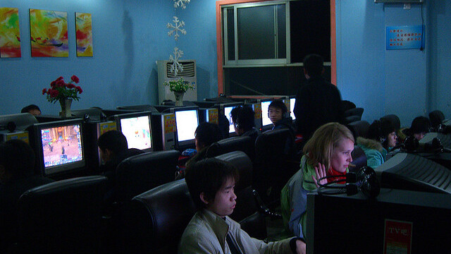 Chinese police net 10,000 arrests in latest online crime crackdown