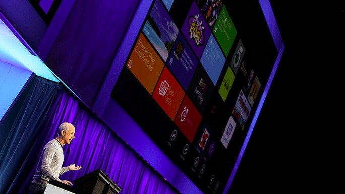 To the top: Windows 8 hits #1 on Amazon’s software sales charts