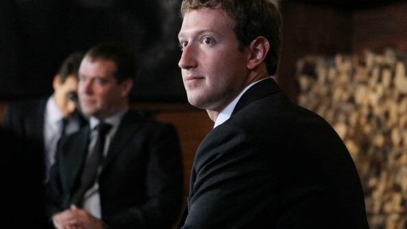 Zuckerberg to Startup School: MySpace was great earlier on, but felt threatened by Facebook