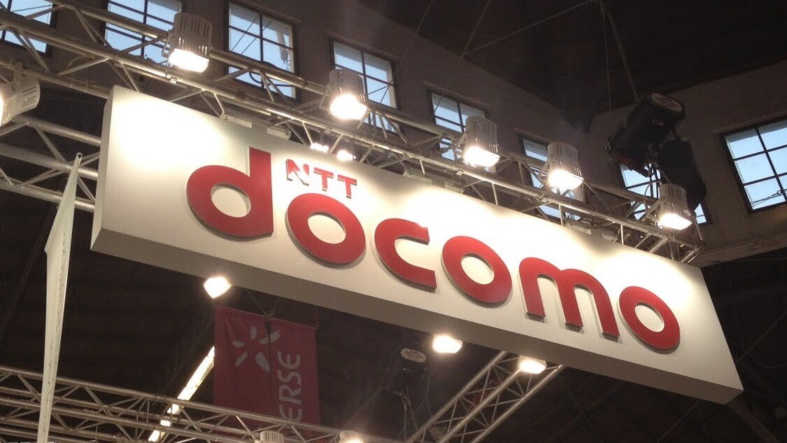 Microsoft and NTT DoCoMo sign collaborative agreement to push LTE Windows 8 tablets to businesses in Japan