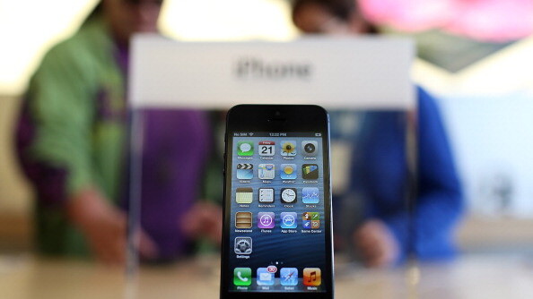 T-Mobile USA to finally carry the iPhone beginning in 2013