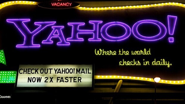 Yahoo ends 2012 with a bang as its stock breaks records, hitting prices not seen since August 2008