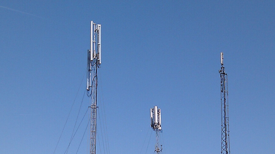 Let there be 4G: Ofcom starts accepting applications from operators ahead of January 2013 bidding