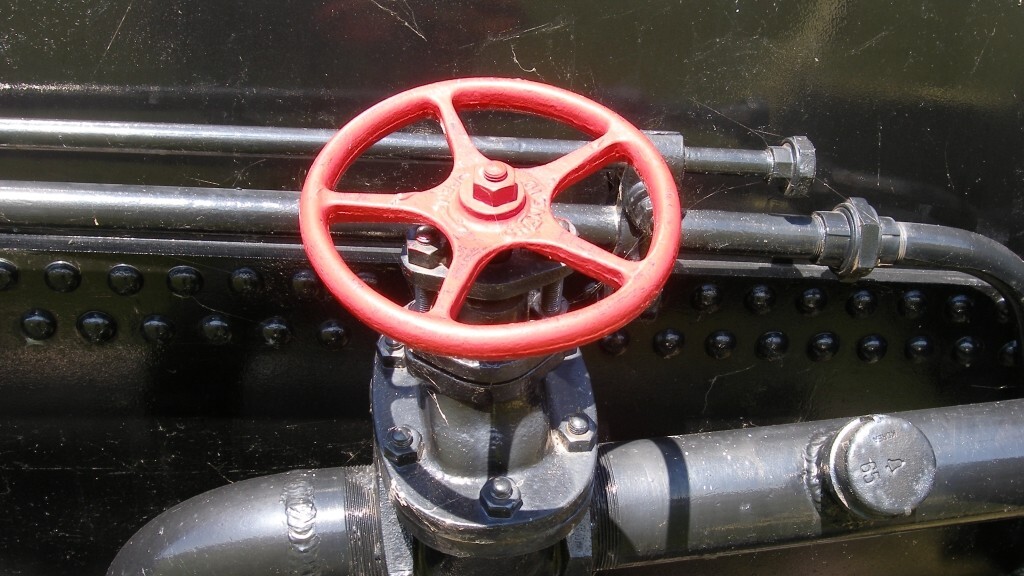 At the end of 2012, Steam users ditch Windows 7, Vista, and XP for Windows 8, OS X, and Ubuntu