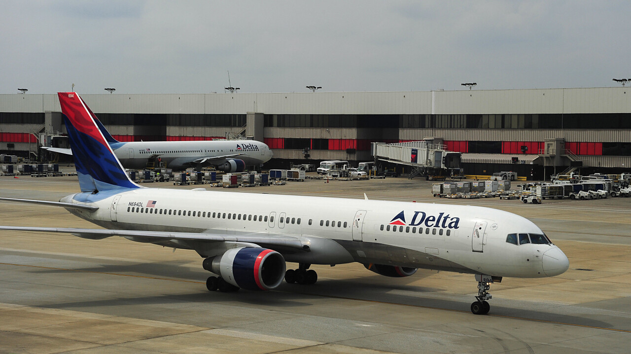 Delta launches iPad app with mapping and social features, updates iPhone version with Passbook support