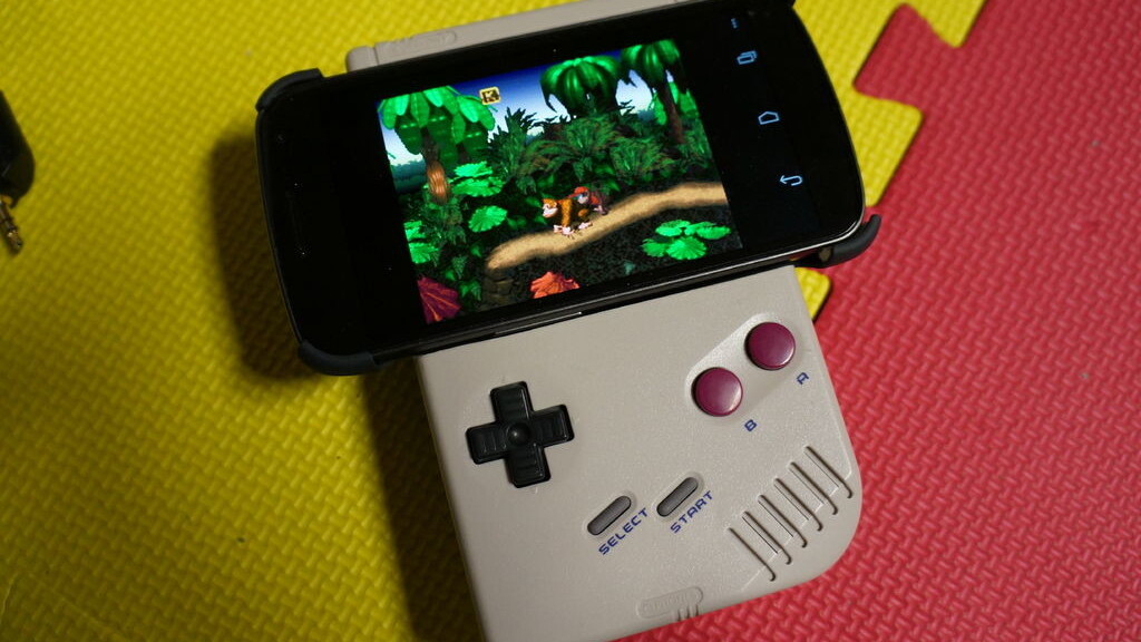 This guy turned his old Game Boy into a gamepad for his Android phone