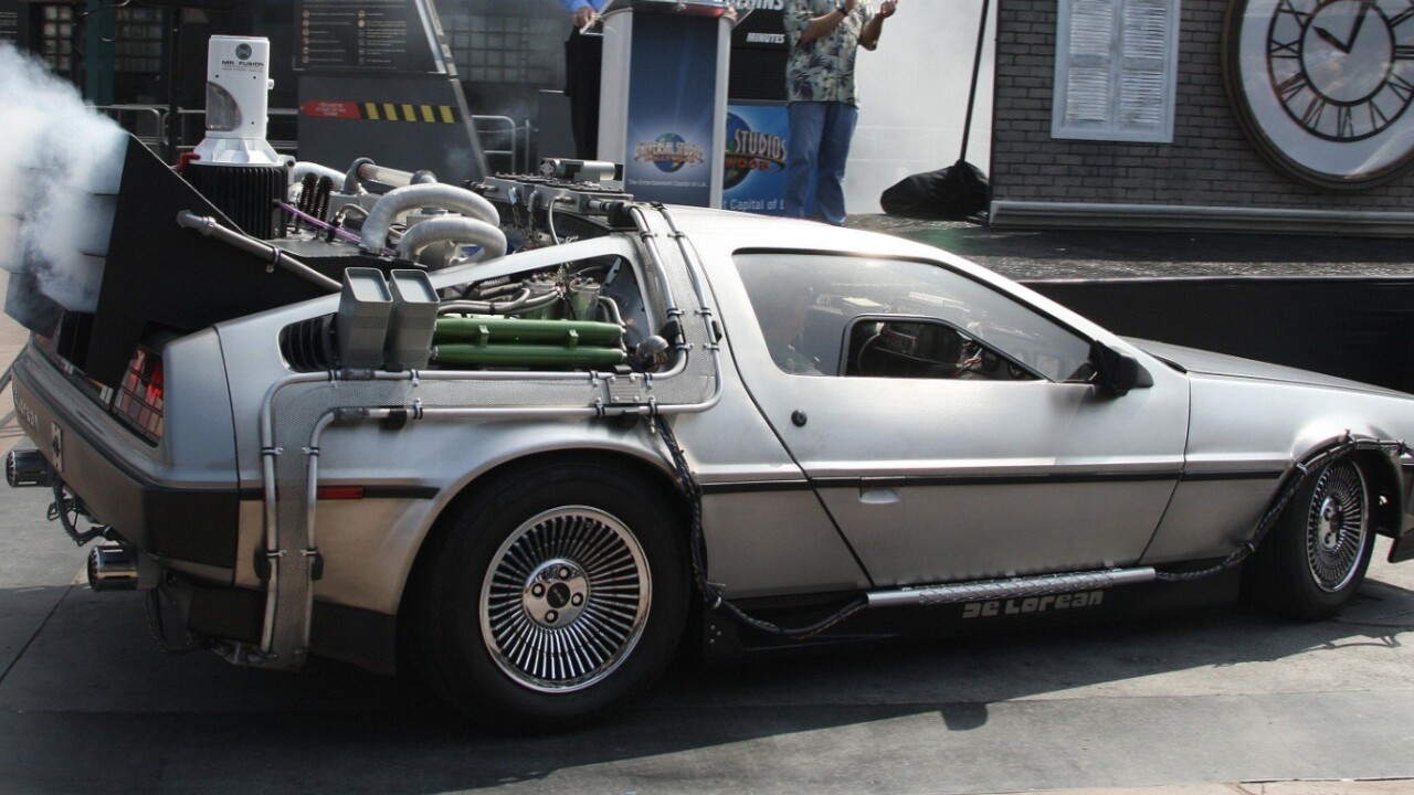 I want to do donuts in this DeLorean hovercraft