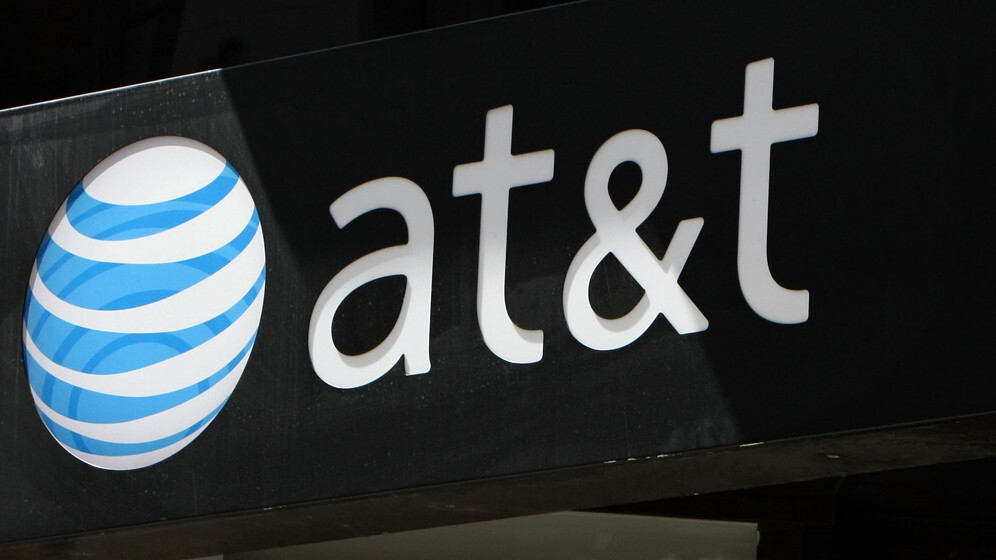 AT&T’s new Next plan gives customers a free annual phone upgrade with no down payment