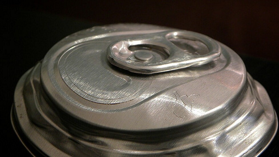 Amazing “Fresh Prince Flip-Turn” technique used to break record for most soda cans opened in 3 seconds