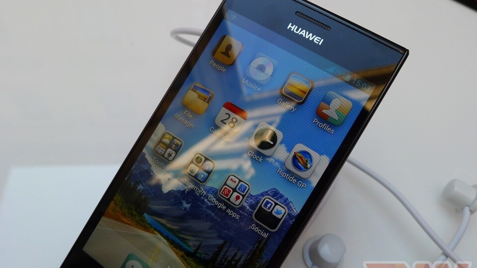 Hands-on with Huawei’s new Android flagship: the Ascend P2