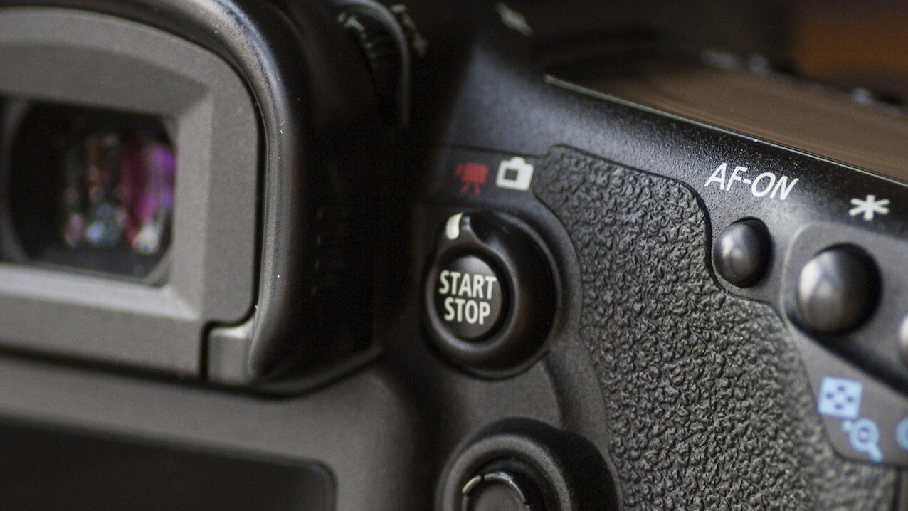 Adobe Photoshop Elements 11 Editor finally lands in the Mac App Store, six months after its release