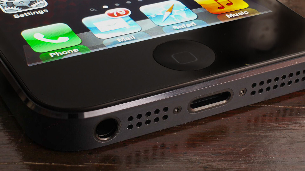 Apple credits evad3rs jailbreak team with 4 of 6 software bugs fixed in iOS 6.1.3