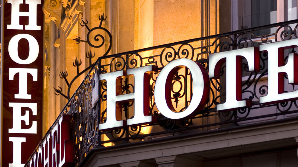 DealAngel’s new Trends feature helps you book a hotel at the right time to get a good price