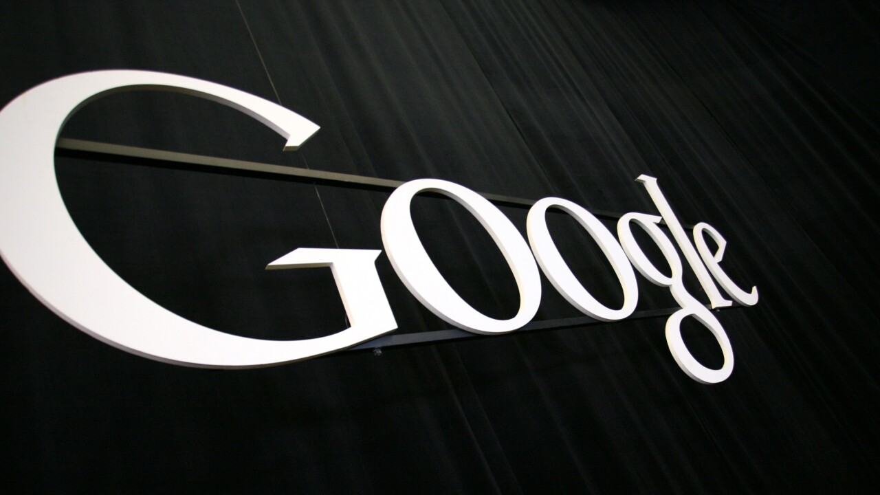 Google+ gets full-size photo uploads from the desktop, putting pressure on Flickr and 500px