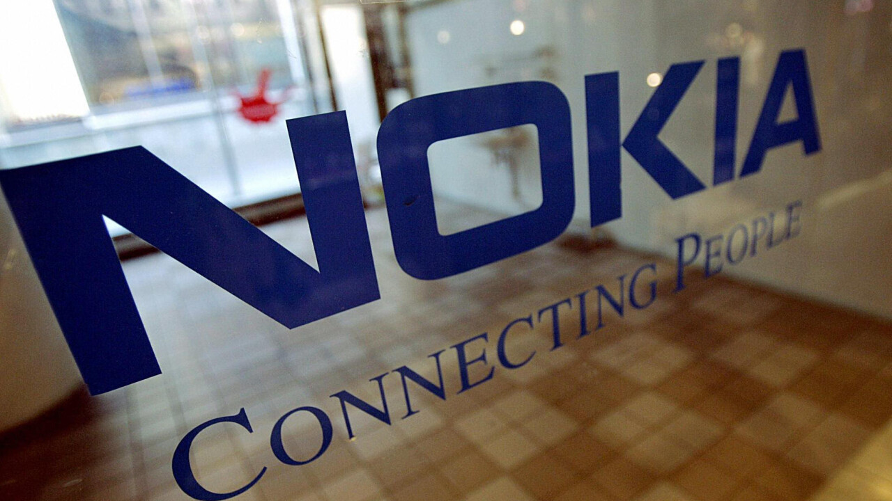 This is how you use Twitter: Nokia hits BlackBerry where it hurts