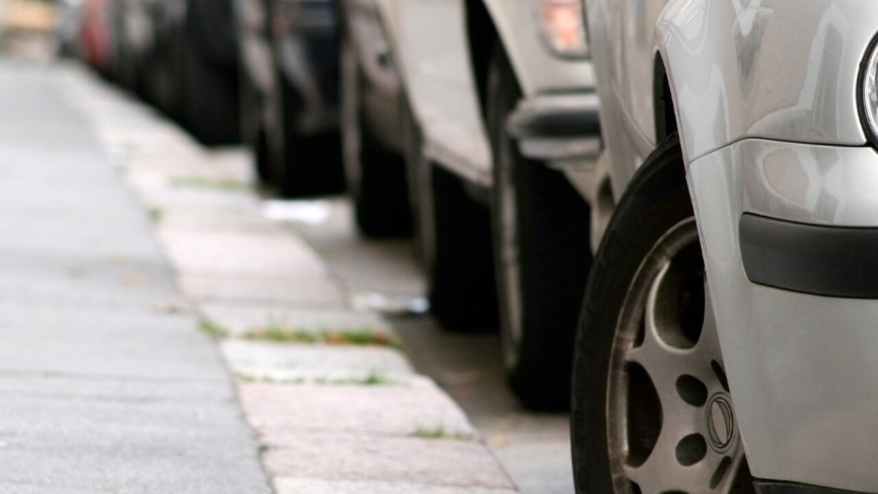 Yellow Line for iOS gives London drivers local parking information and records where they left their car