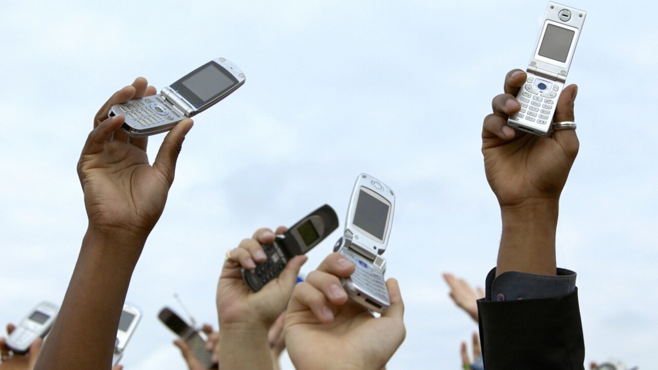 Call history: Witness the first commercial cellular phone call being made in 1983