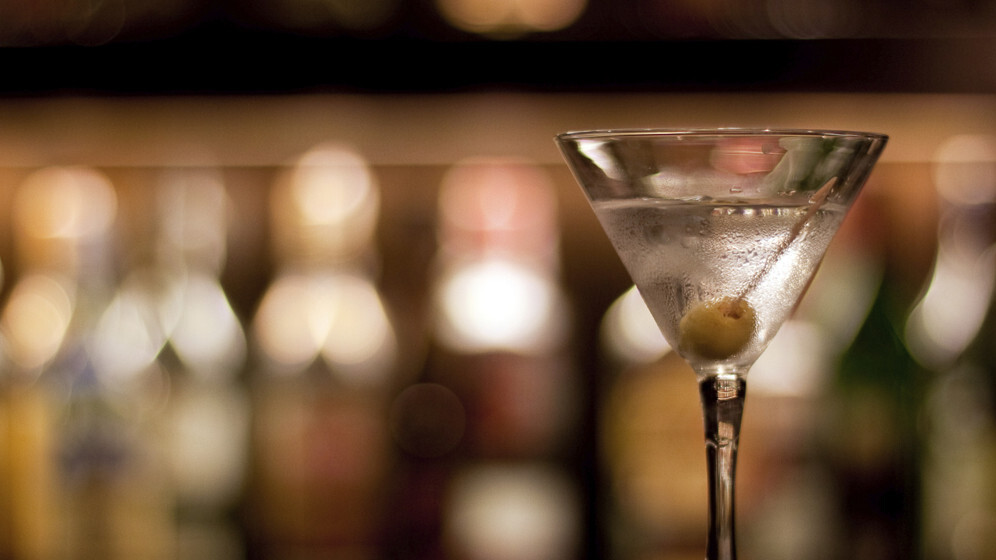 Love cocktails? Say hello to Minibar, an app as classy as your taste in drinks