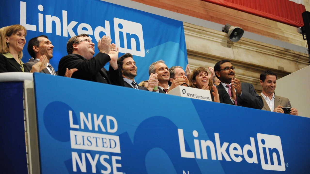 Slowing revenue growth predictions in its Q1 report clips $2.8 billion from LinkedIn’s market cap