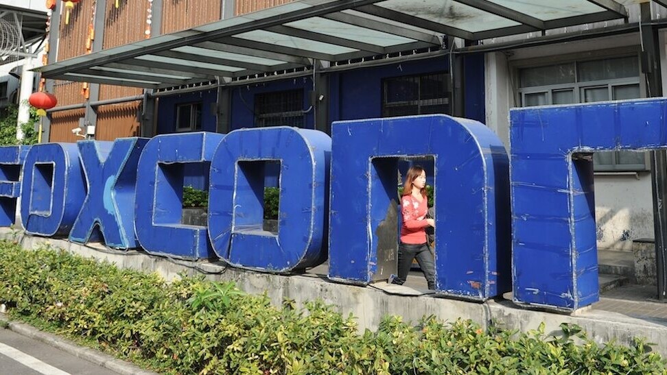 Foxconn is confirmed as a bidder for a 4G license in Taiwan as it continues to diversify its business