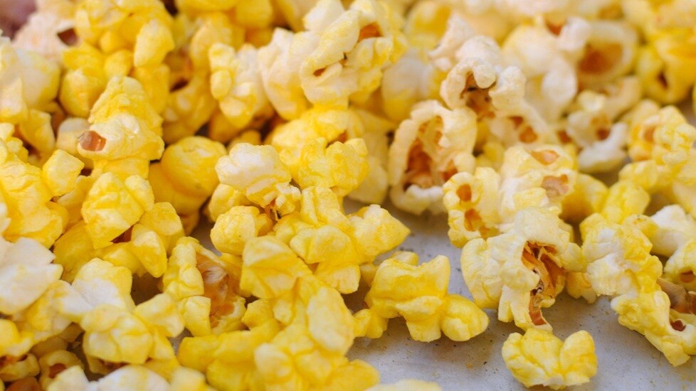 Popcorn for iOS helps you discover people, parties and what’s going on within a 1 mile radius
