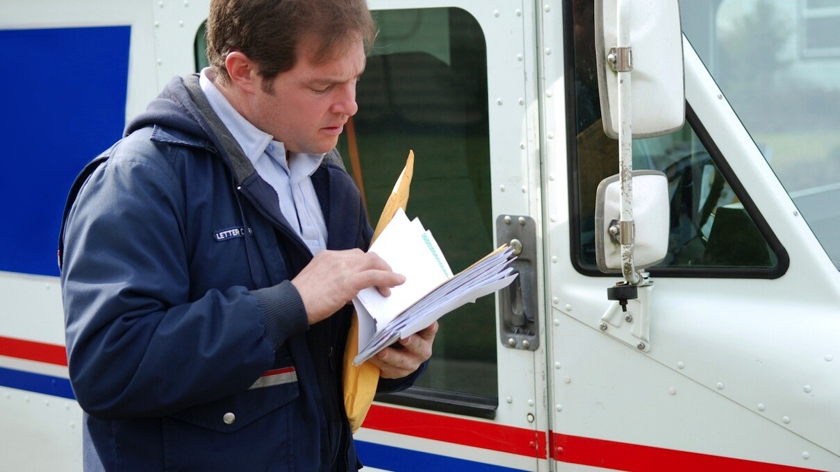 Google follows Amazon, lets US Cloud Storage users send data by snail mail for manual uploading