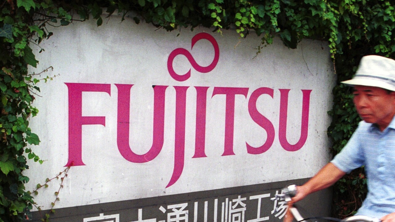 Fujitsu enters the high-end Android smartphone market in Japan with the ARROWS A SoftBank 202F