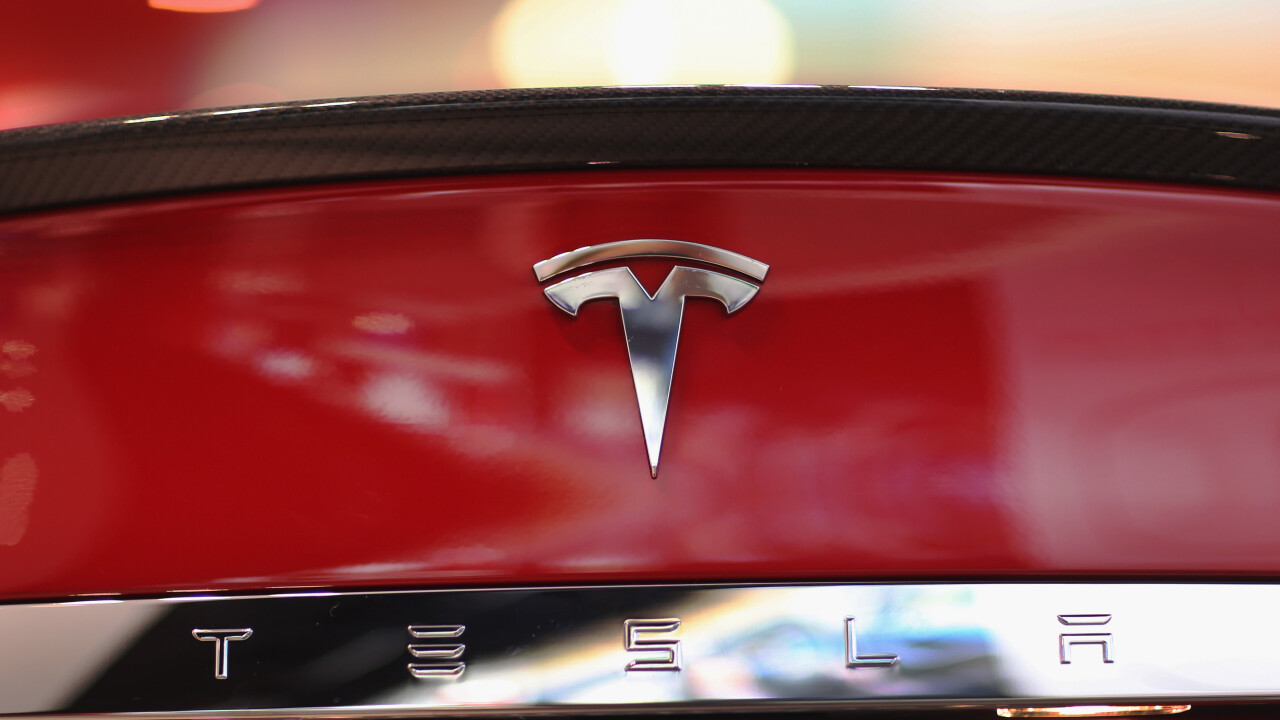 Tesla Motors recalls Model S cars built in May and June 2013 due to weakened mounting bracket