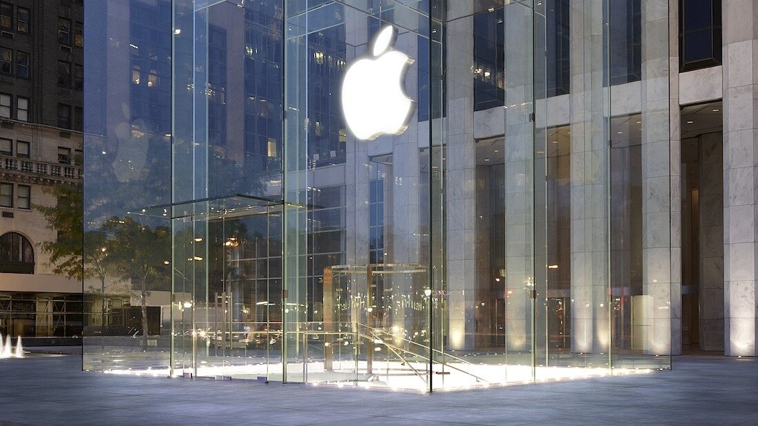 Apple announces 575m iTunes accounts, 900,000 apps available in the App Store, $10b paid to developers