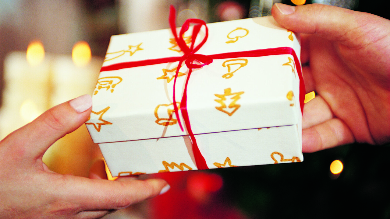 Wrapp raises $15M from American Express and others to bolster its social gifting service