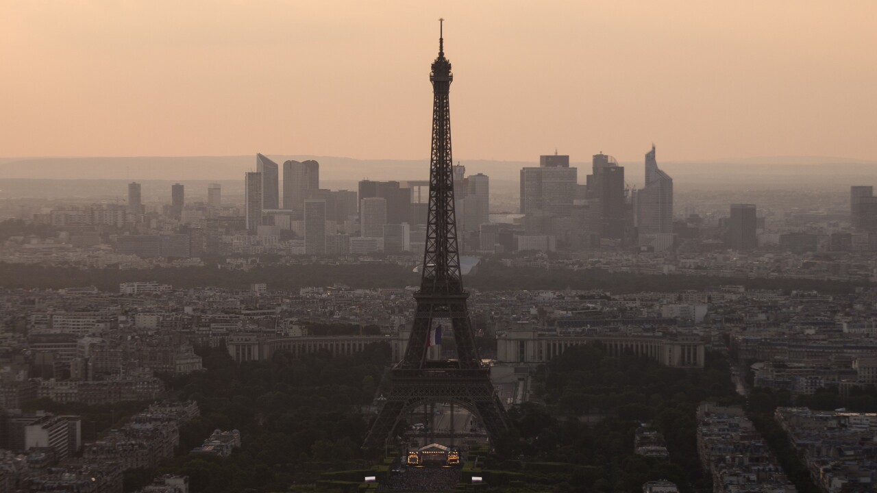 Google expands Street View to the top viewing platform of the Eiffel Tower for the first time