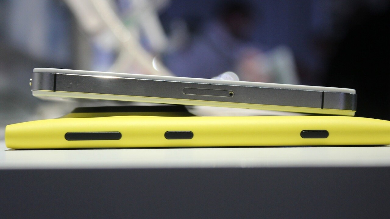 Hands-on with the Nokia Lumia 1020: A camera that makes calls