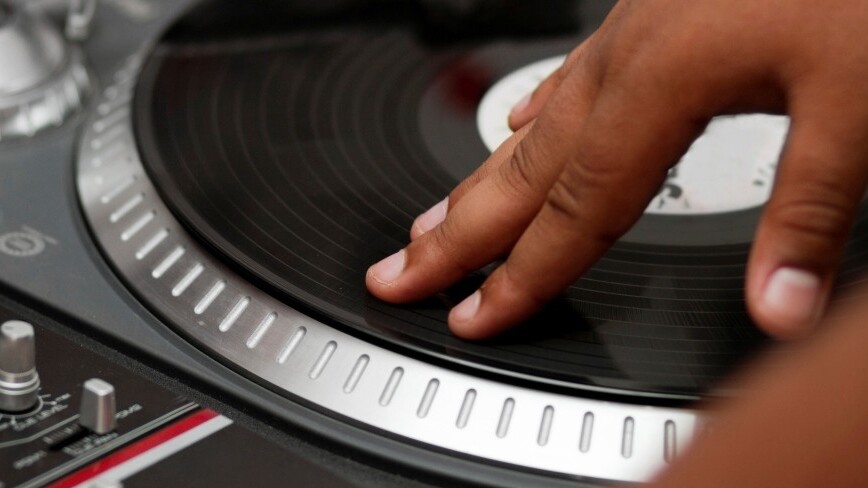 Turntable.fm will shut down on December 2, plans to focus on Turntable Live