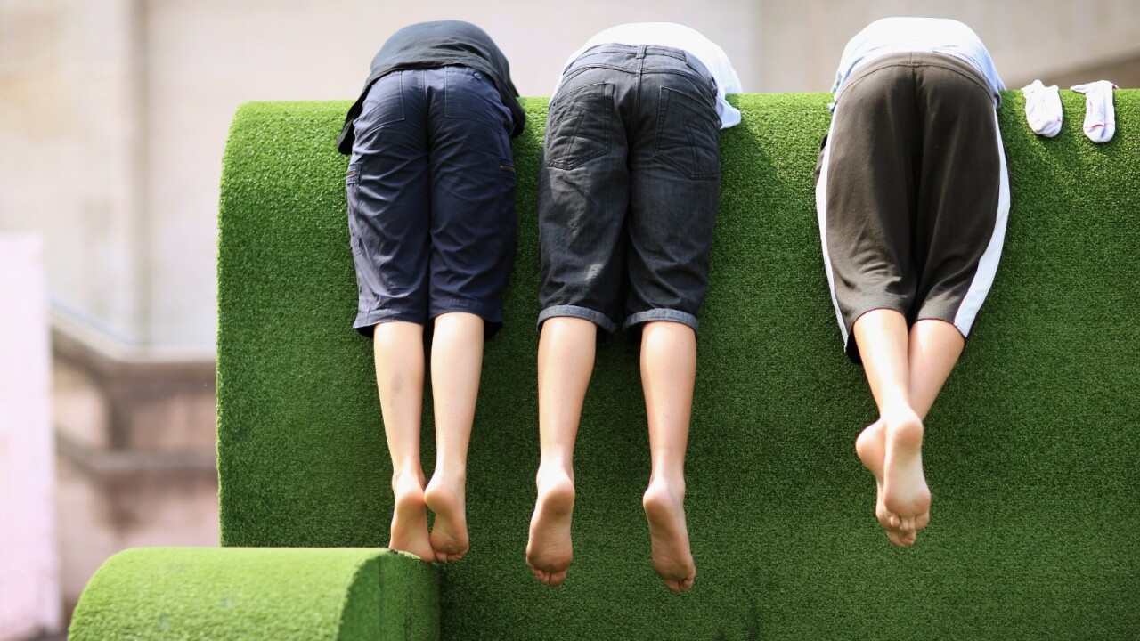 Founder of Dutch software firm Sofa, Koen Bok and art director Jorn van Dijk leave Facebook after 2 years