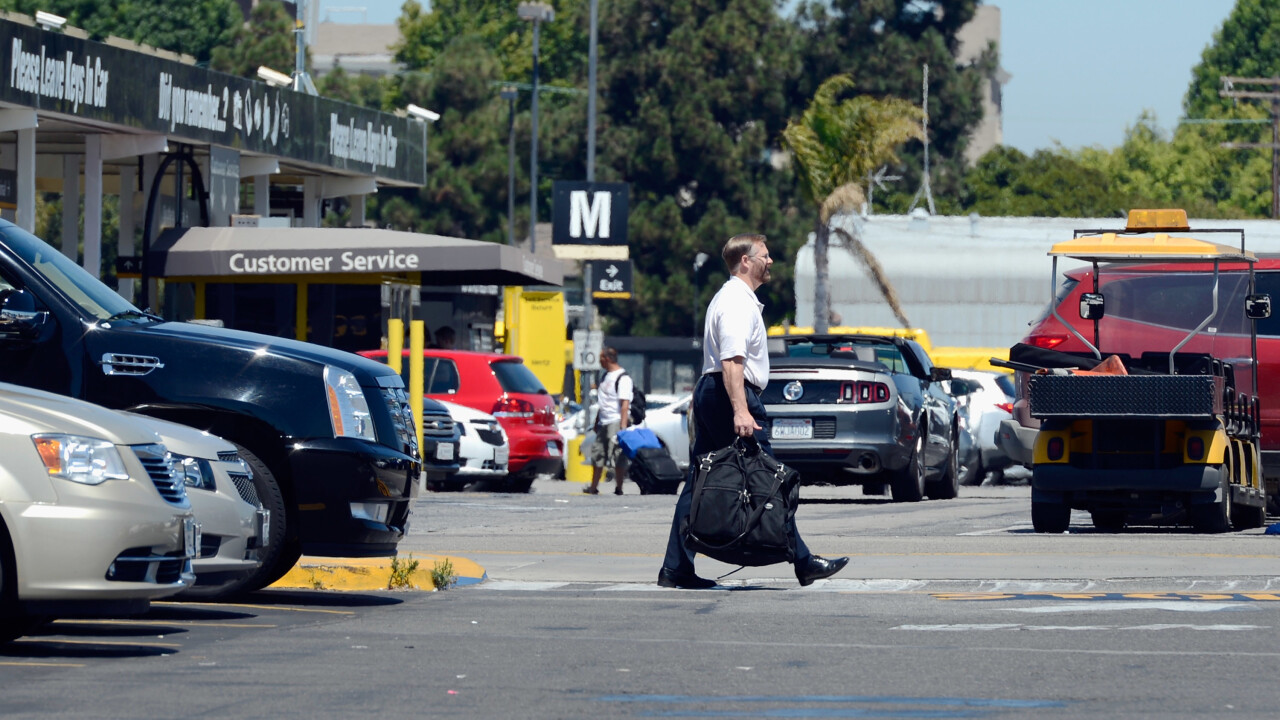 Airport car-sharing startup FlightCar will pay you up to $400 per month to rent out your car