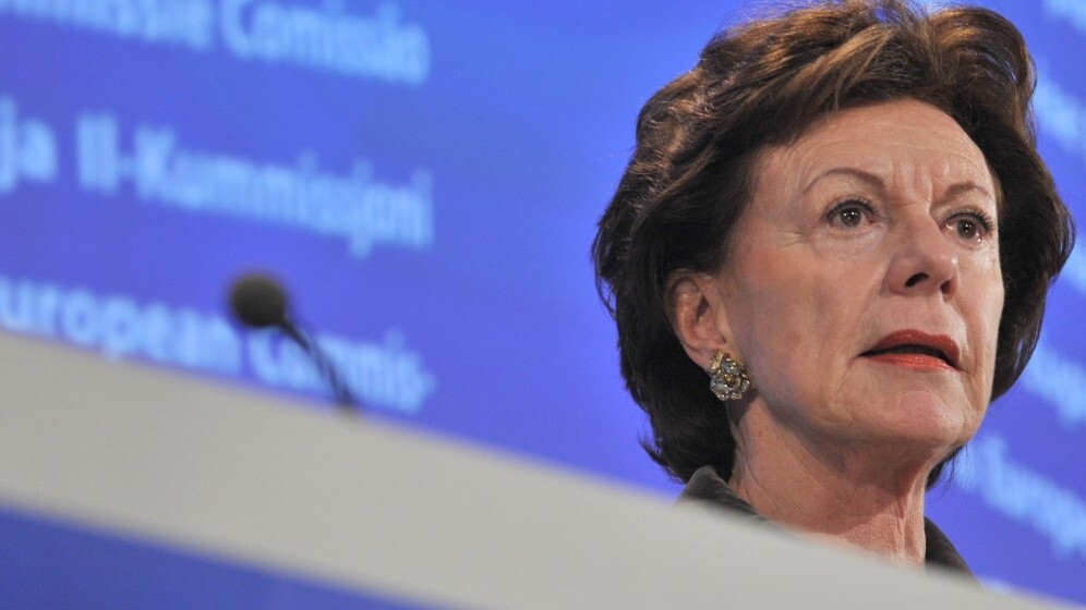 EU commissioner denies shelving proposals to cut the cost of data roaming and calls