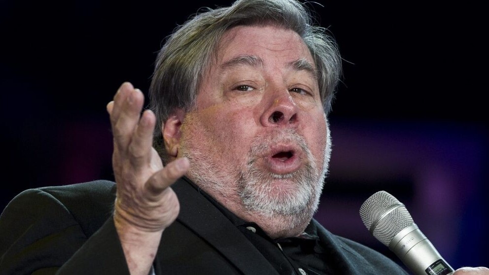 Apple co-founder Steve Wozniak denies criticizing the new iPads