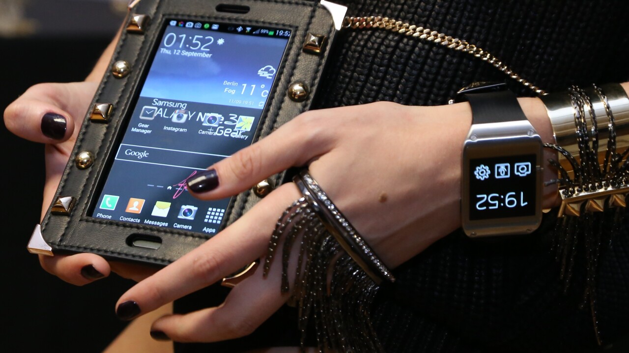 Tech goes glam as Apple and Samsung partner with high fashion to promote their devices