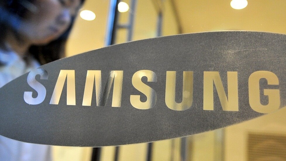 Samsung denies copying Apple with the gold Galaxy S4