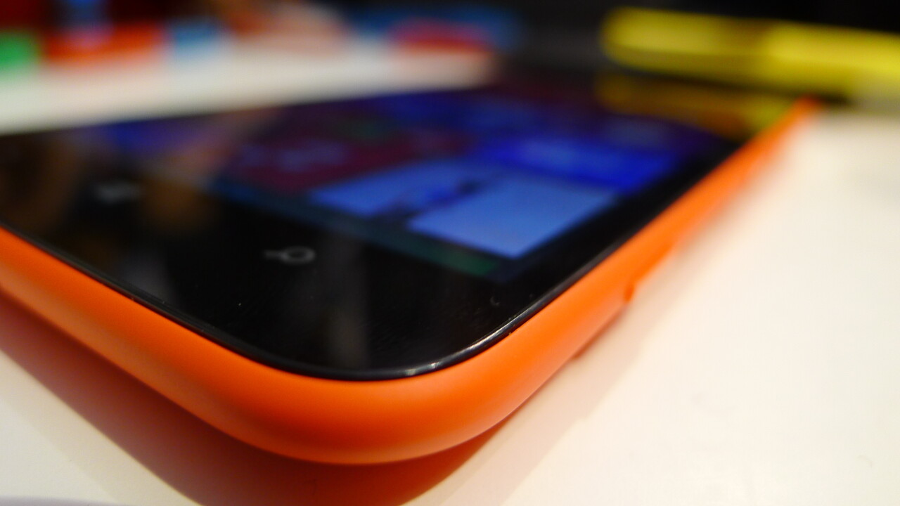 Nokia’s 6-inch Lumia 1320 smartphone goes on sale in China, headed to other parts of Asia soon