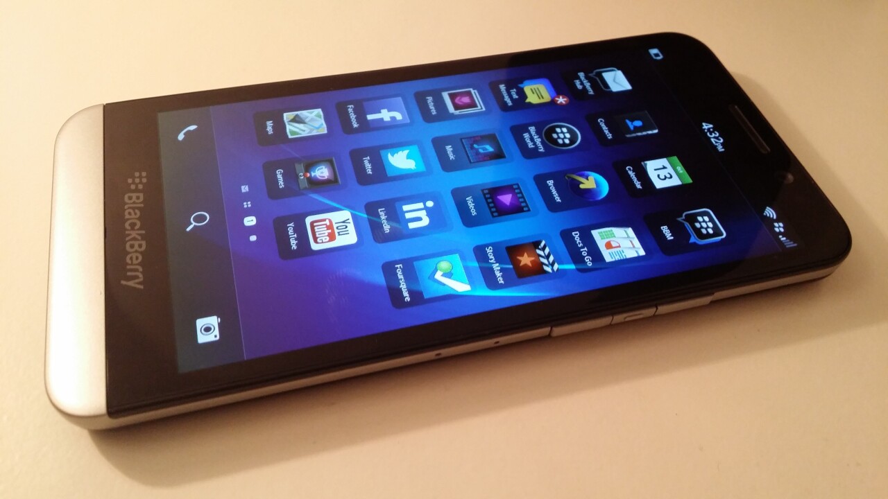BlackBerry OS 10.2.1 starts rolling out globally, bringing loads of tweaks and improvements