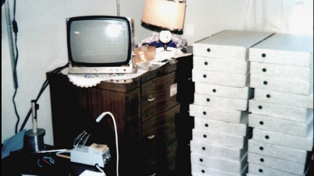 This rare photo shows the first batch of Apple 1 computers in 1976
