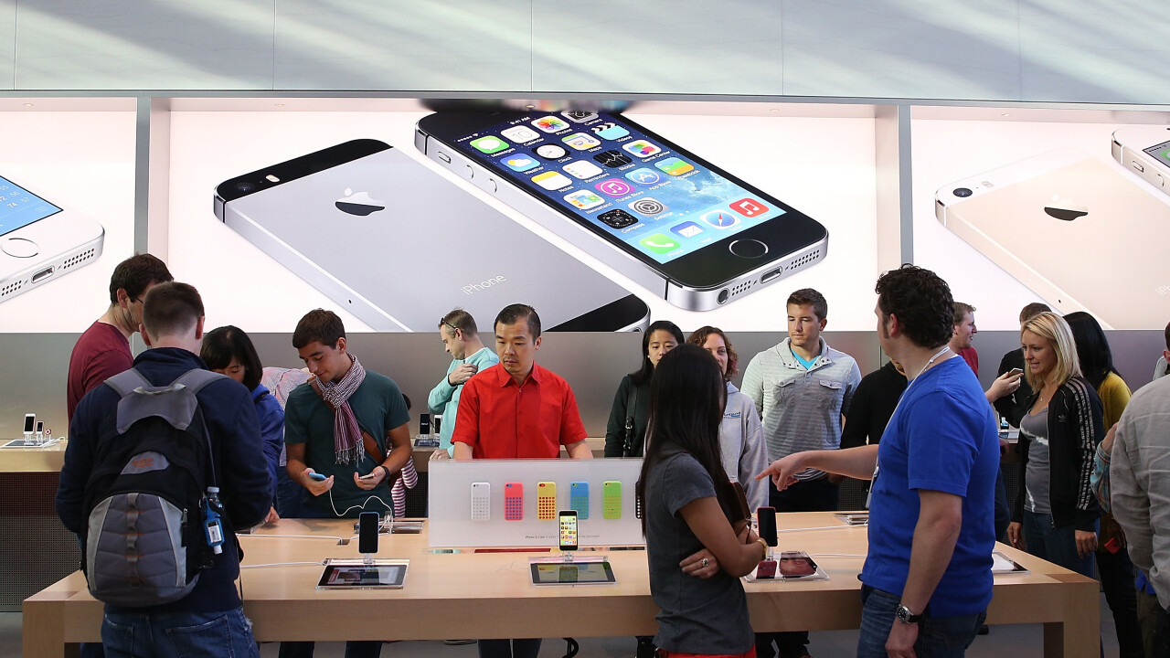 Apple will hold a Black Friday event on November 29, free shipping online and deals in-store
